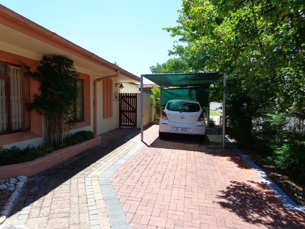 Eikepark Self Catering Apartment Stellenbosch Luaran gambar