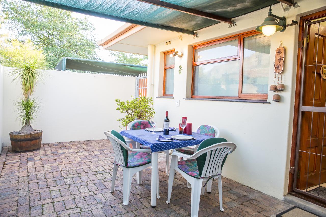 Eikepark Self Catering Apartment Stellenbosch Luaran gambar