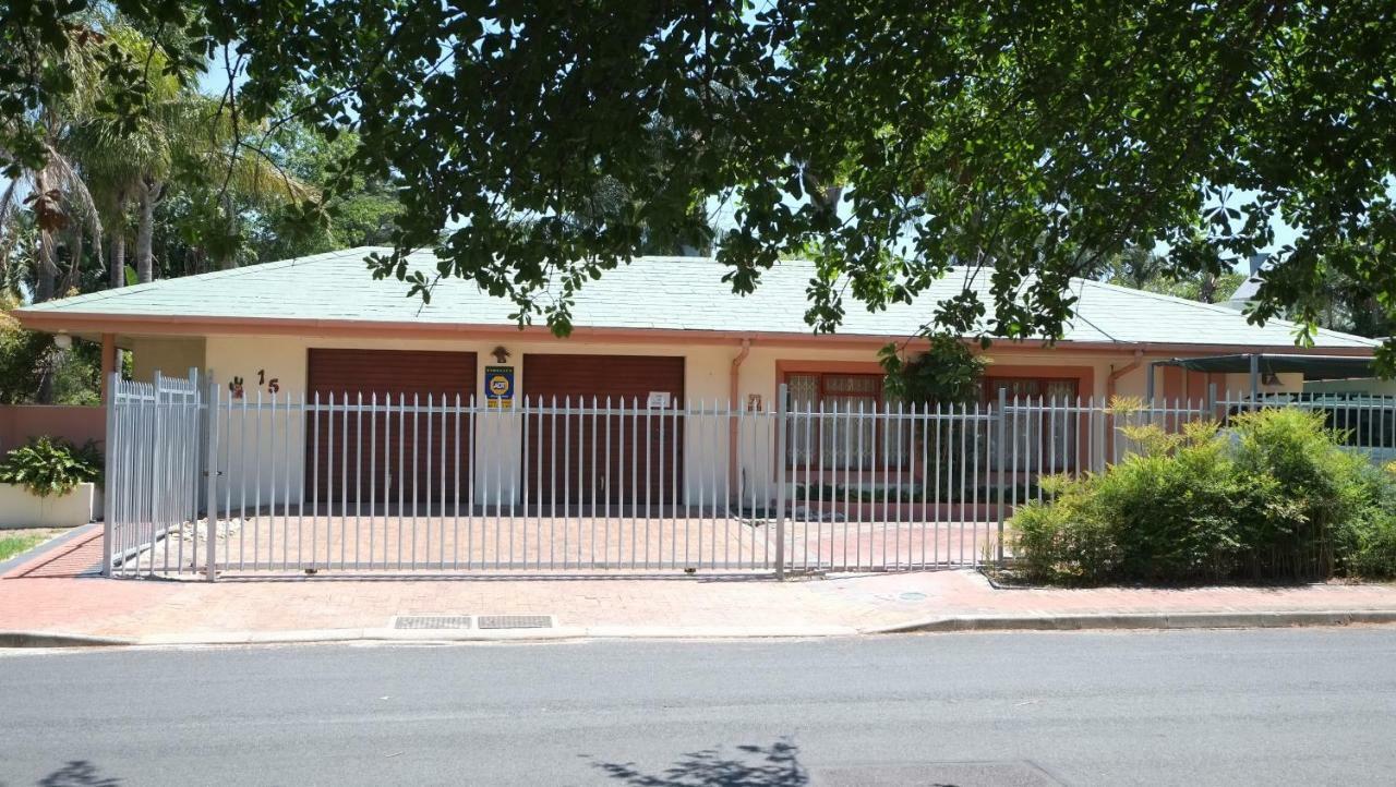 Eikepark Self Catering Apartment Stellenbosch Luaran gambar
